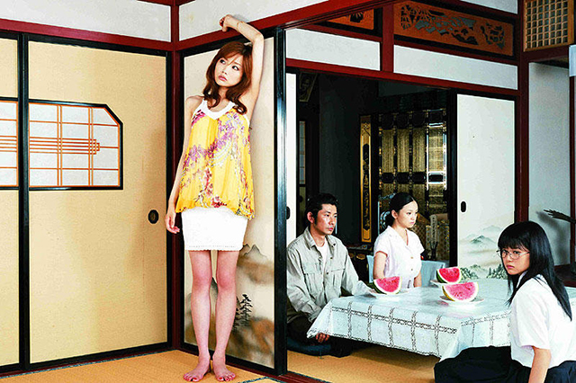 腑抜けども、悲しみの愛を見せろ