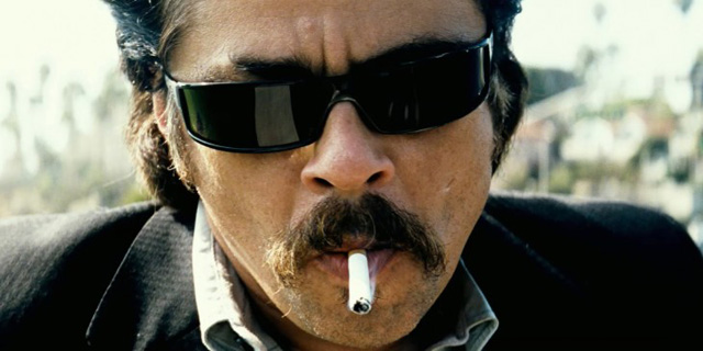 野蛮なやつら SAVAGES